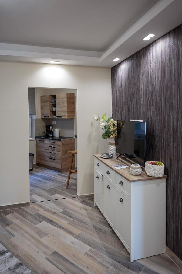 Mokka Apartments มิชโคลซ์ ภายนอก รูปภาพ
