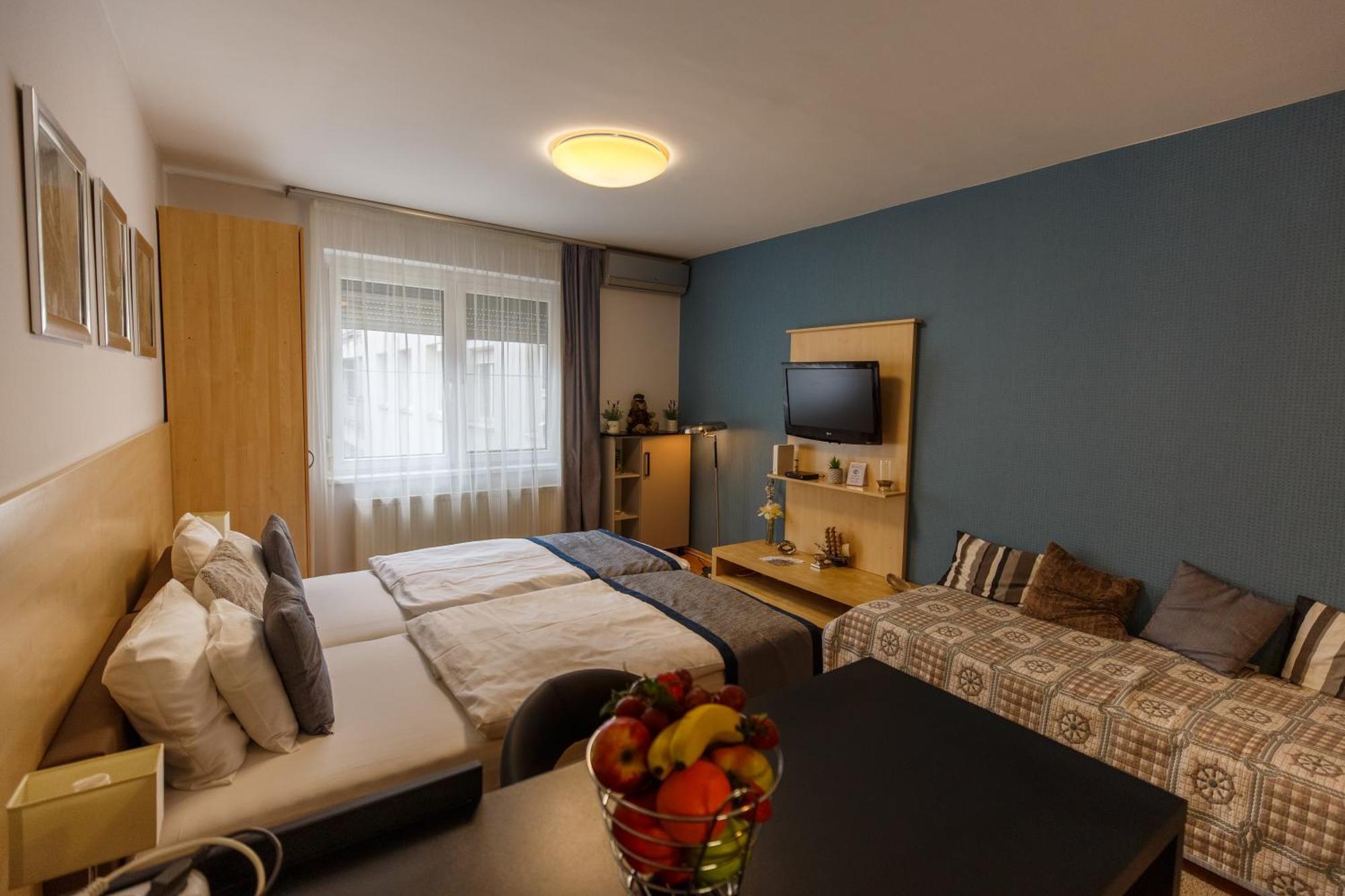 Mokka Apartments มิชโคลซ์ ภายนอก รูปภาพ