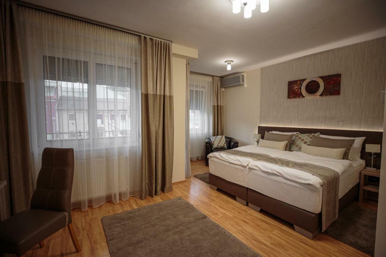 Mokka Apartments มิชโคลซ์ ภายนอก รูปภาพ